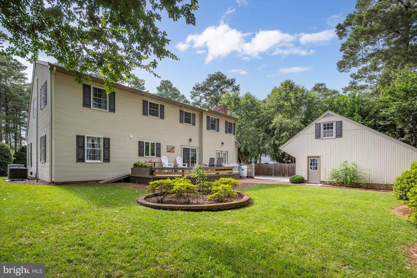 1103 WOODLAND ROAD
