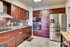 SKYLINE HOUSE - Residential Lease