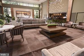 SKYLINE HOUSE - Residential Lease