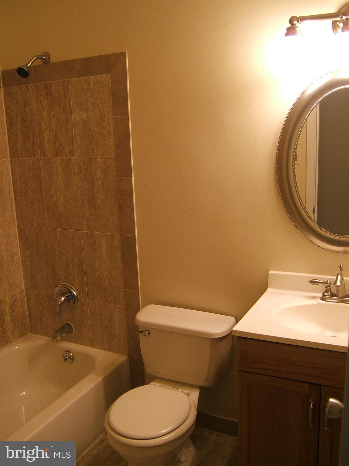 DALE CITY - Residential Lease