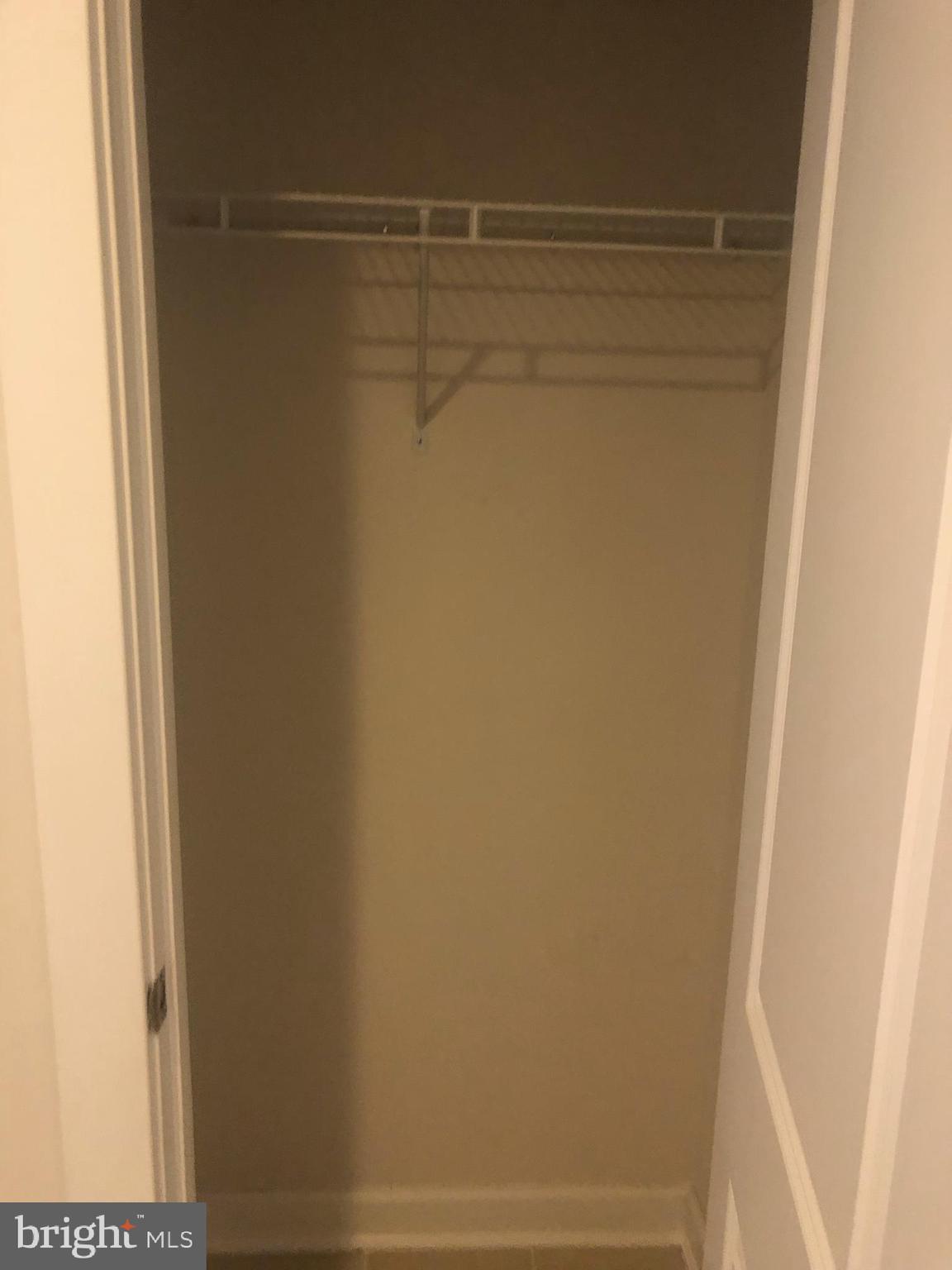 METRO ROW - Residential Lease