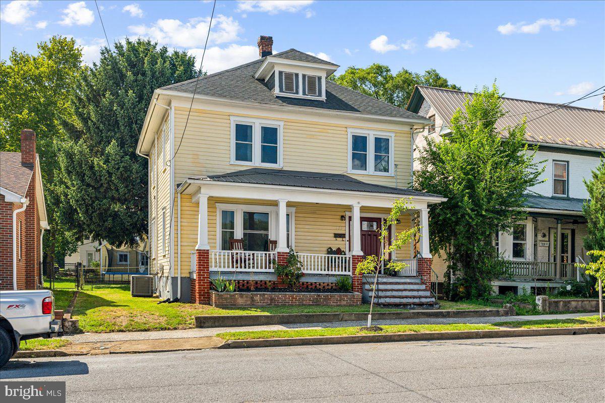 DOWNTOWN MARTINSBURG - Residential