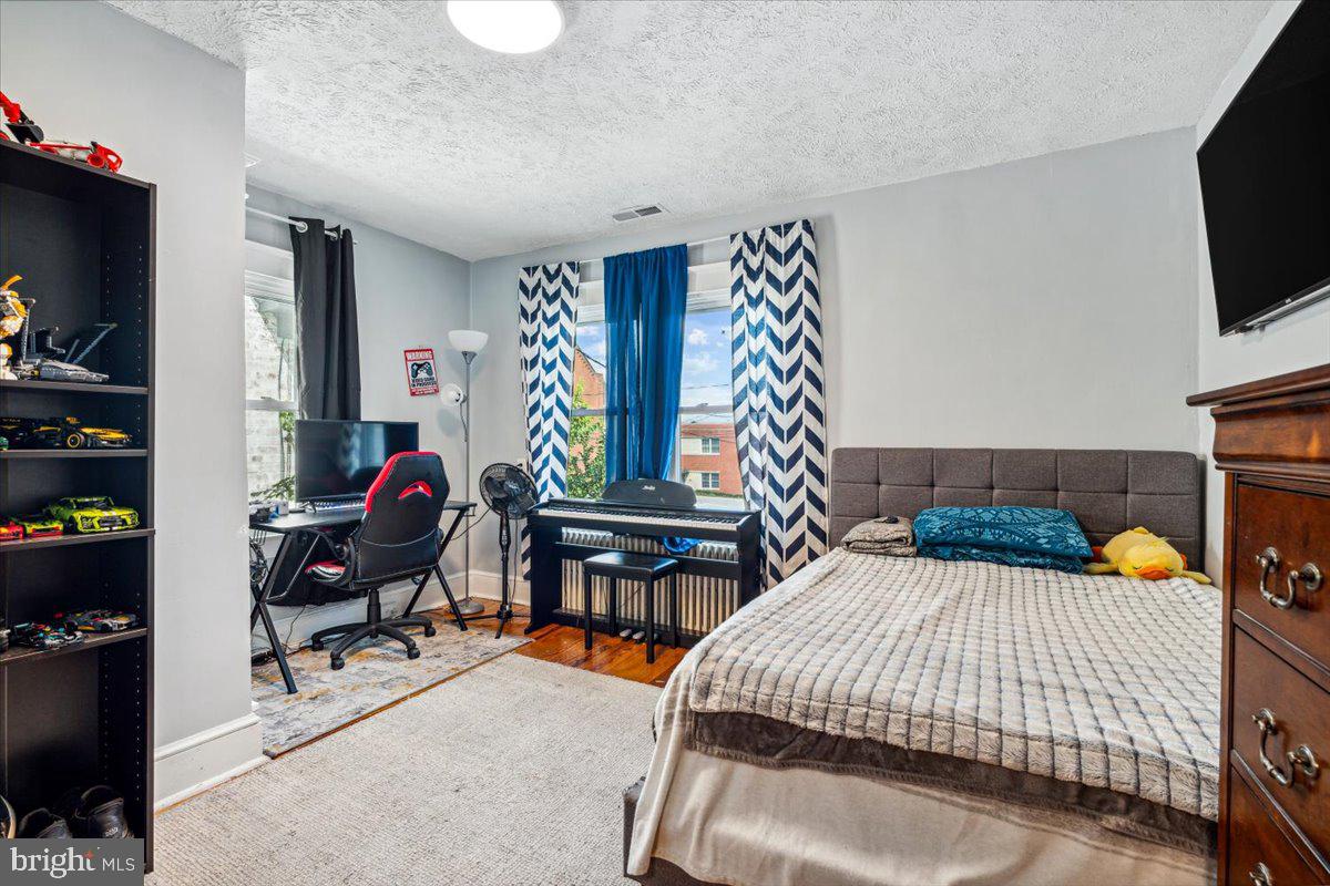 DOWNTOWN MARTINSBURG - Residential