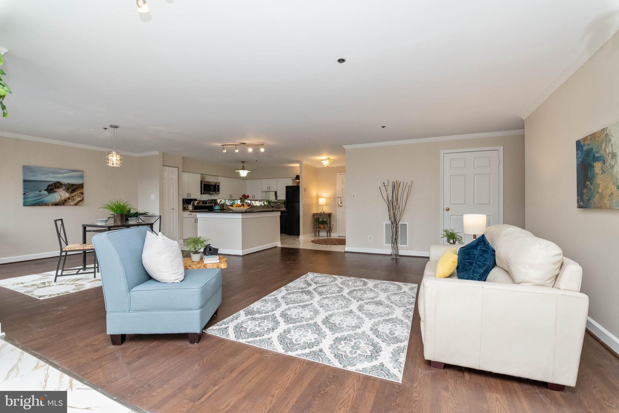 TOWSON - Residential