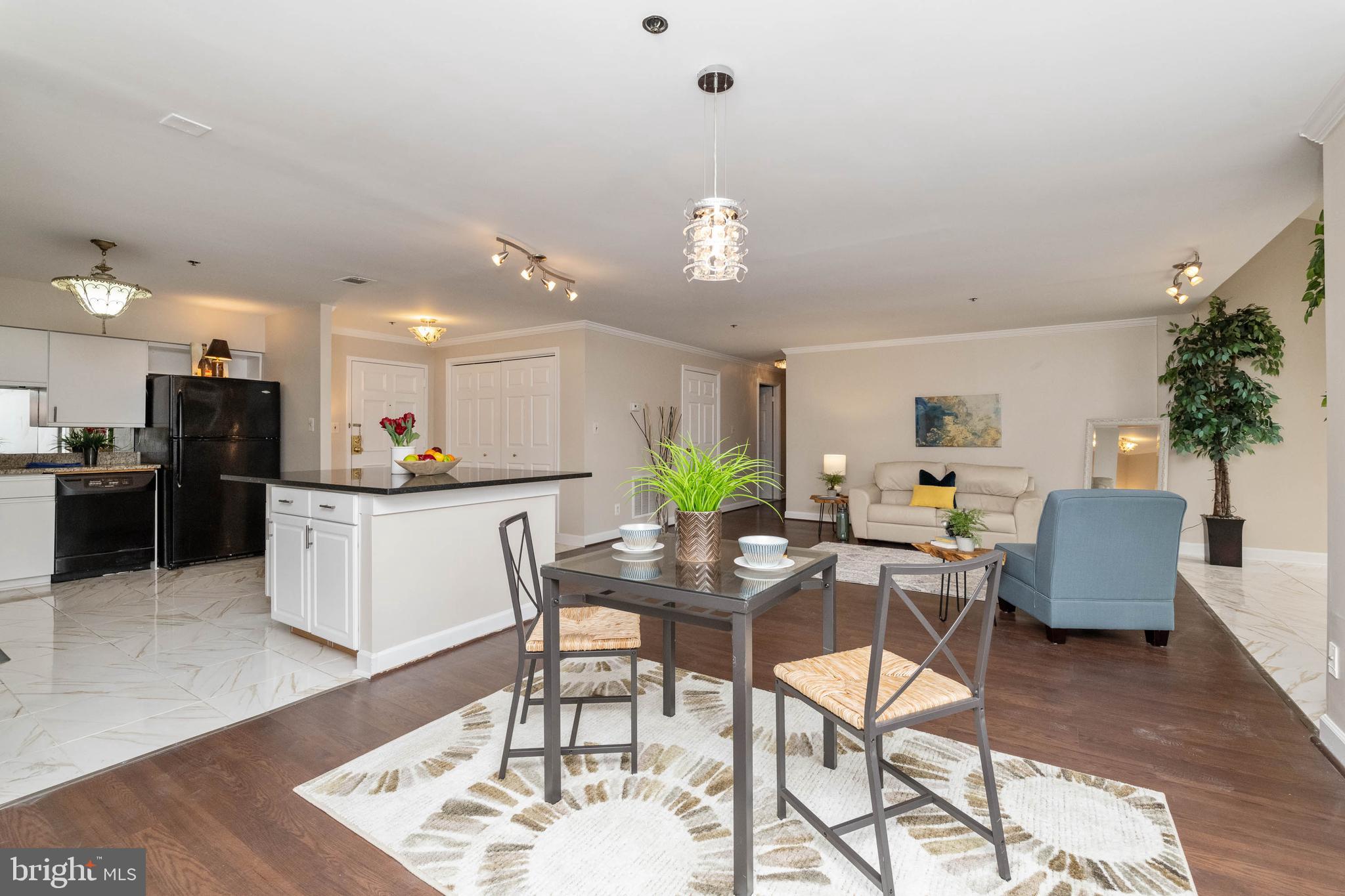 TOWSON - Residential