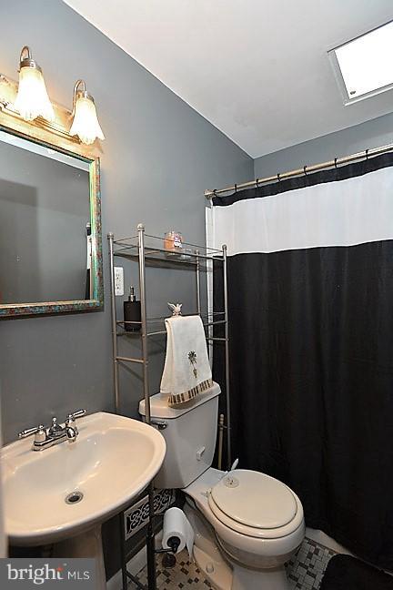 GUILFORD MANOR - Residential