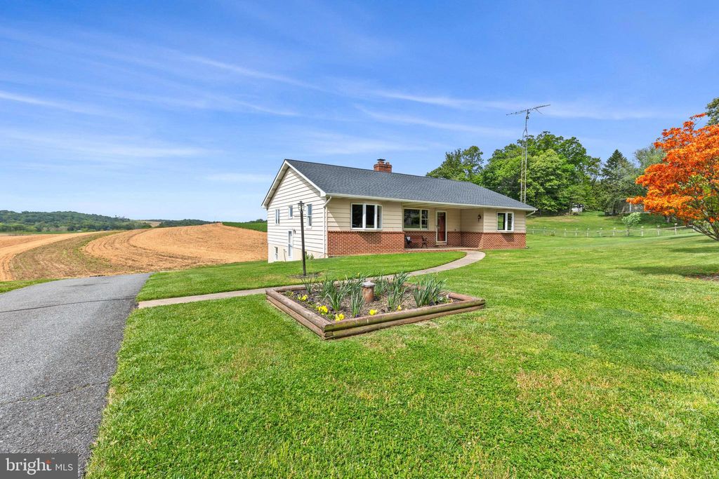 Photo of 154 Jubilee Road, PEACH BOTTOM, PA 17563 (MLS # PALA2087944)