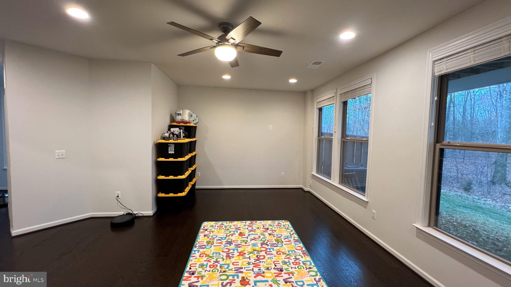 GLASCOCK FIELD AT STONE RIDGE - Residential Lease