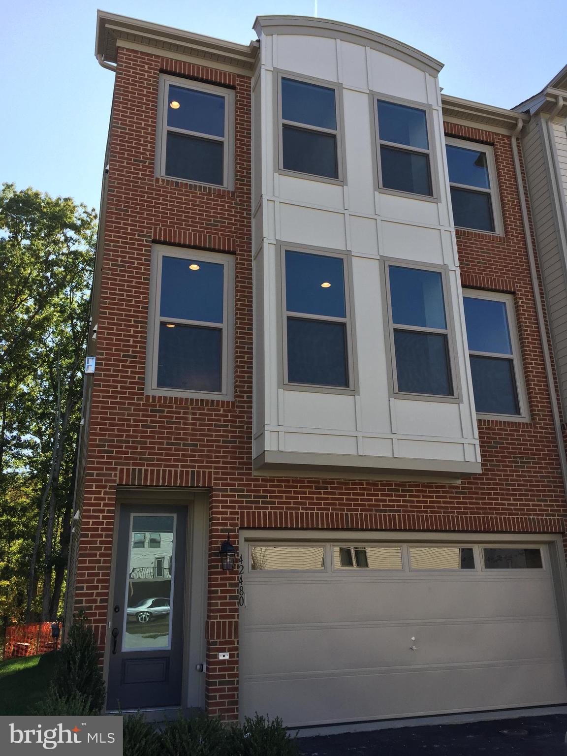 GLASCOCK FIELD AT STONE RIDGE - Residential Lease