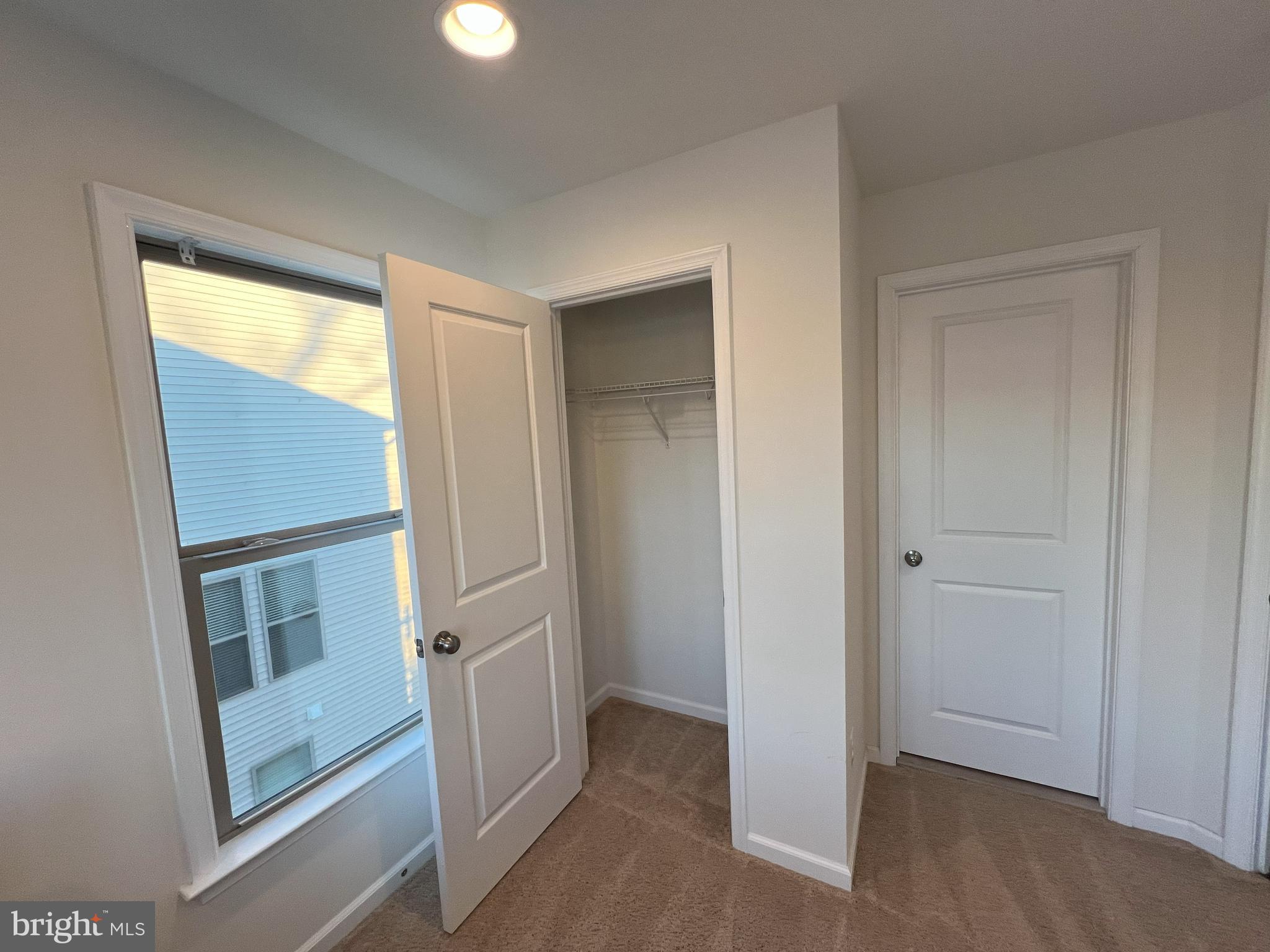 GLASCOCK FIELD AT STONE RIDGE - Residential Lease