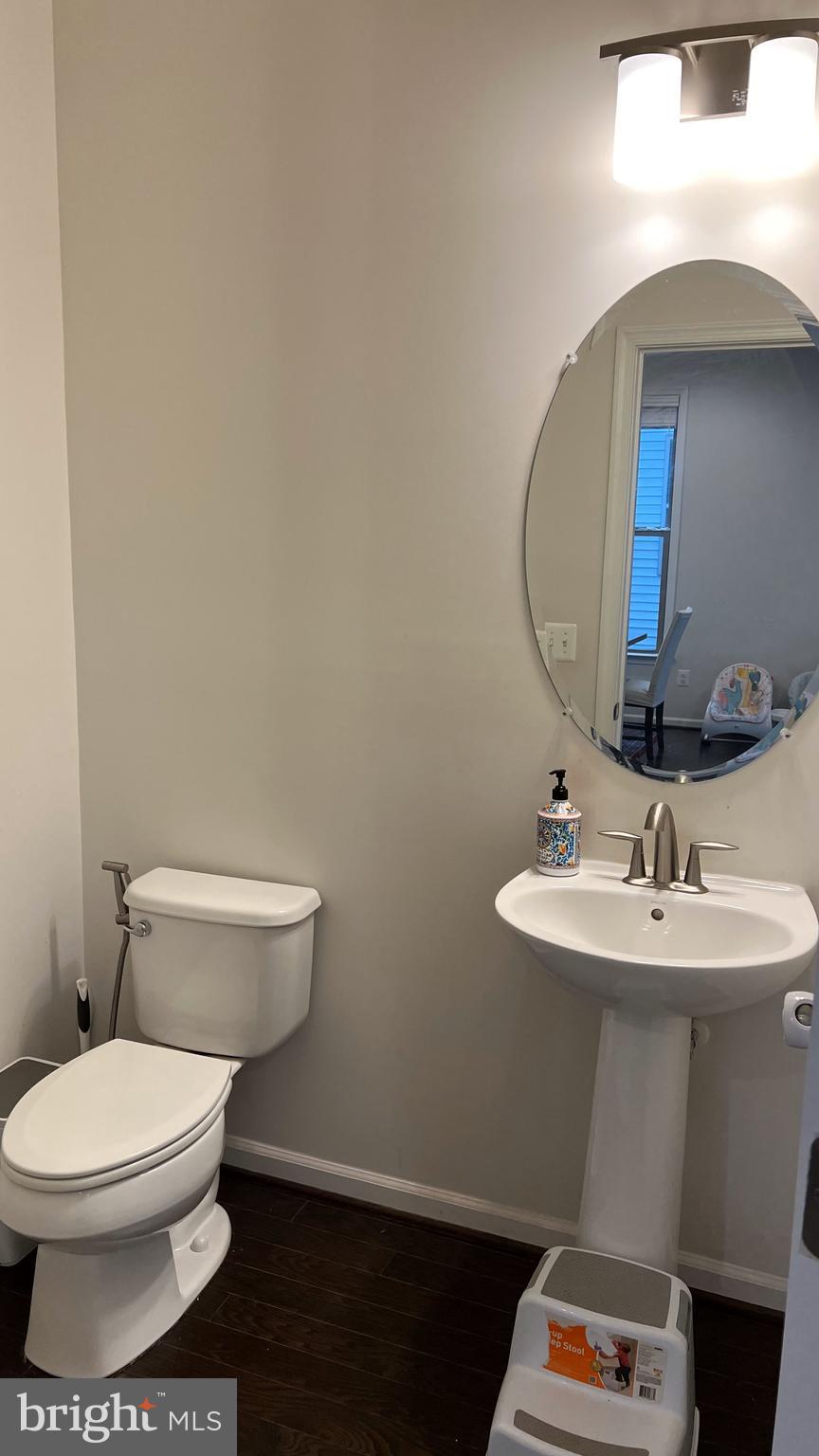 GLASCOCK FIELD AT STONE RIDGE - Residential Lease