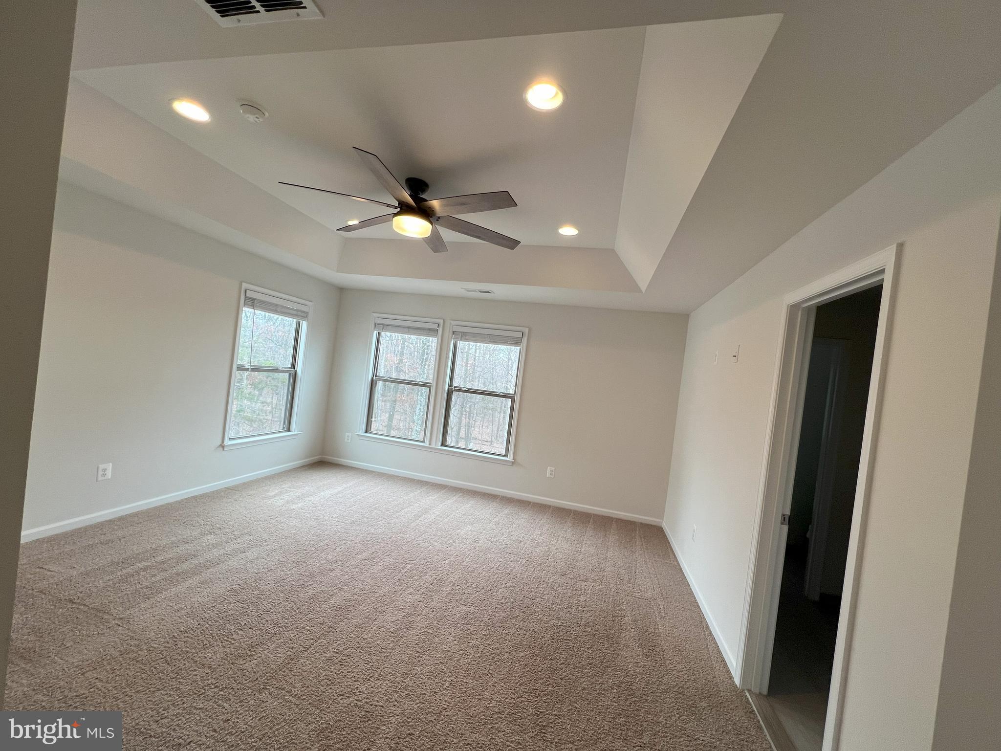 GLASCOCK FIELD AT STONE RIDGE - Residential Lease