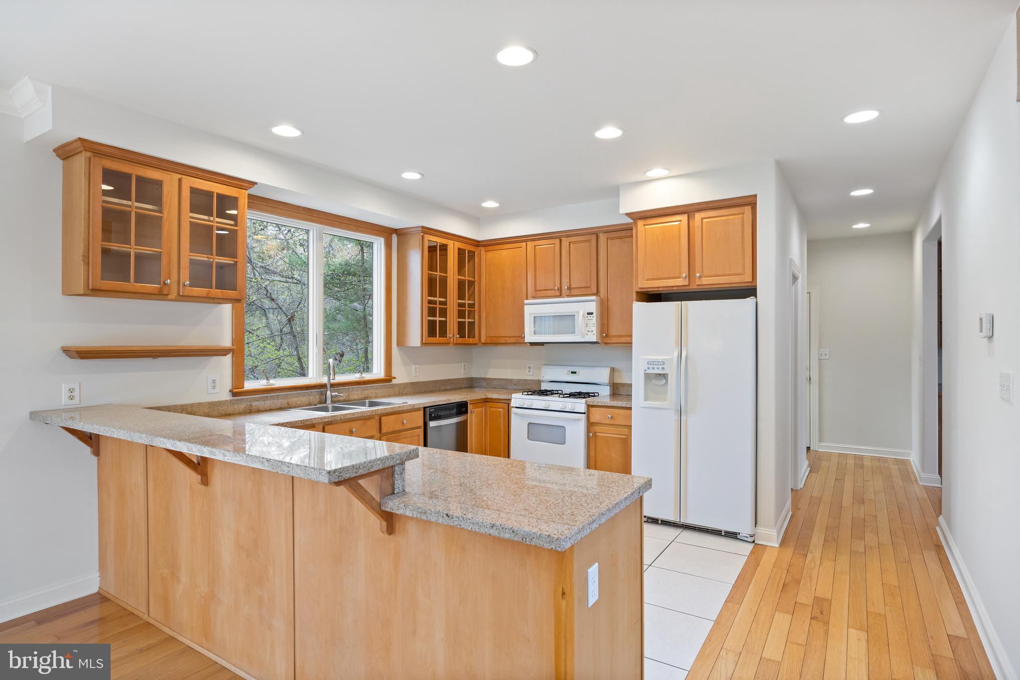 BROOKFIELD ON THE MAGOTHY - Residential