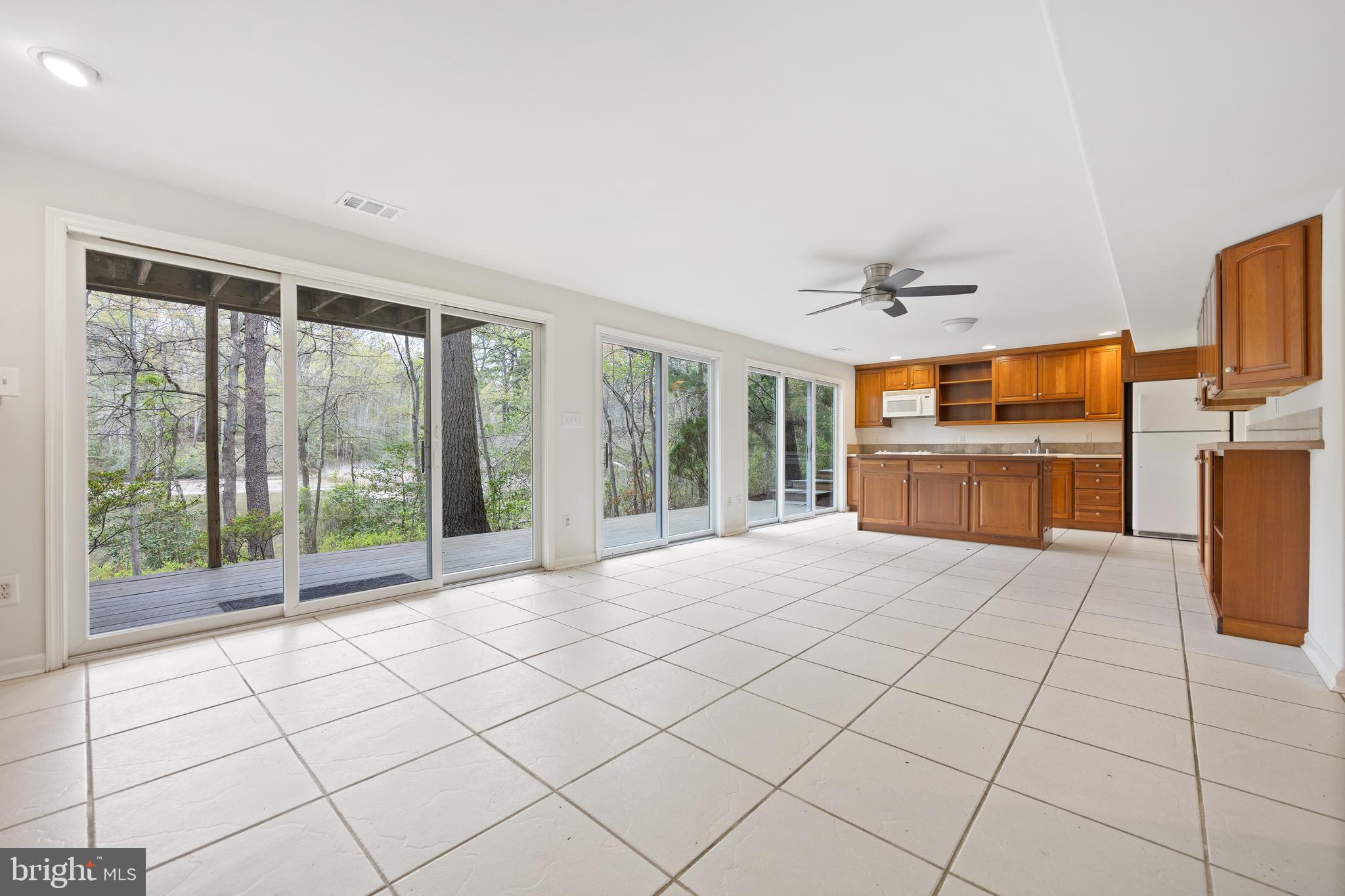 BROOKFIELD ON THE MAGOTHY - Residential