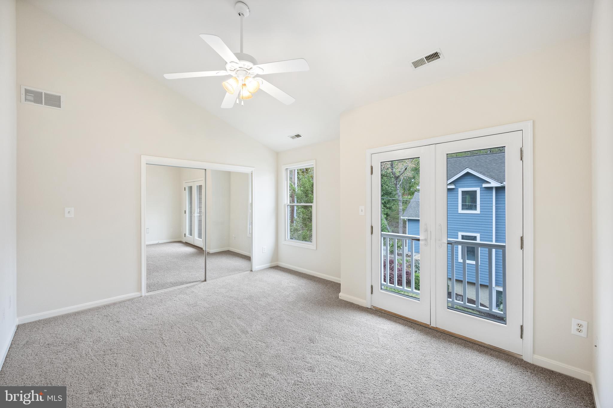 BROOKFIELD ON THE MAGOTHY - Residential