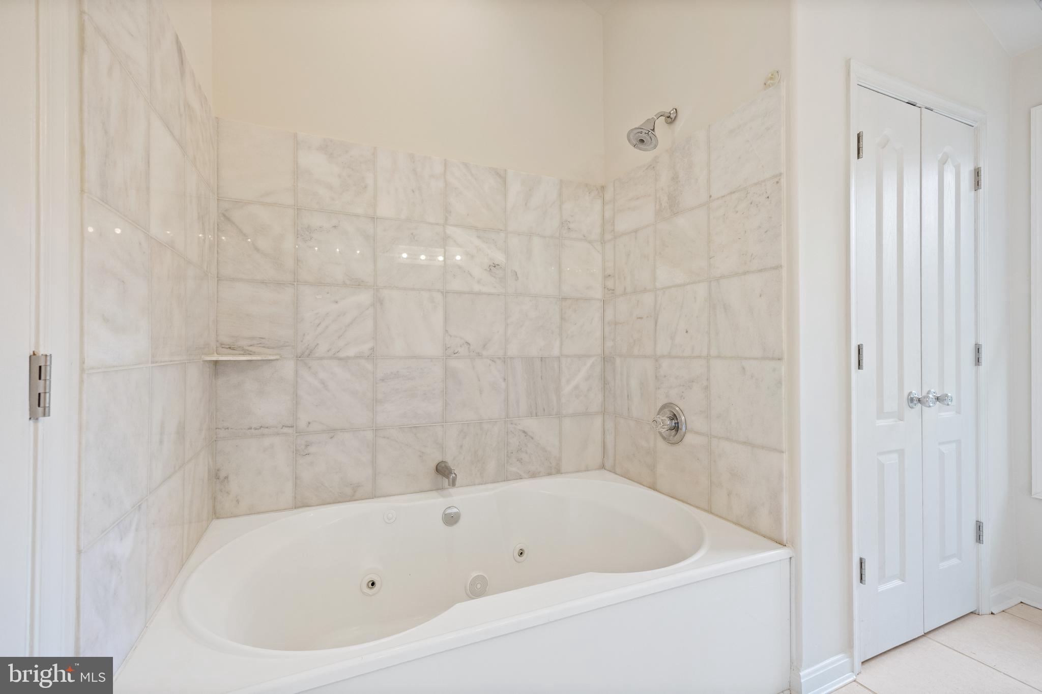 BROOKFIELD ON THE MAGOTHY - Residential