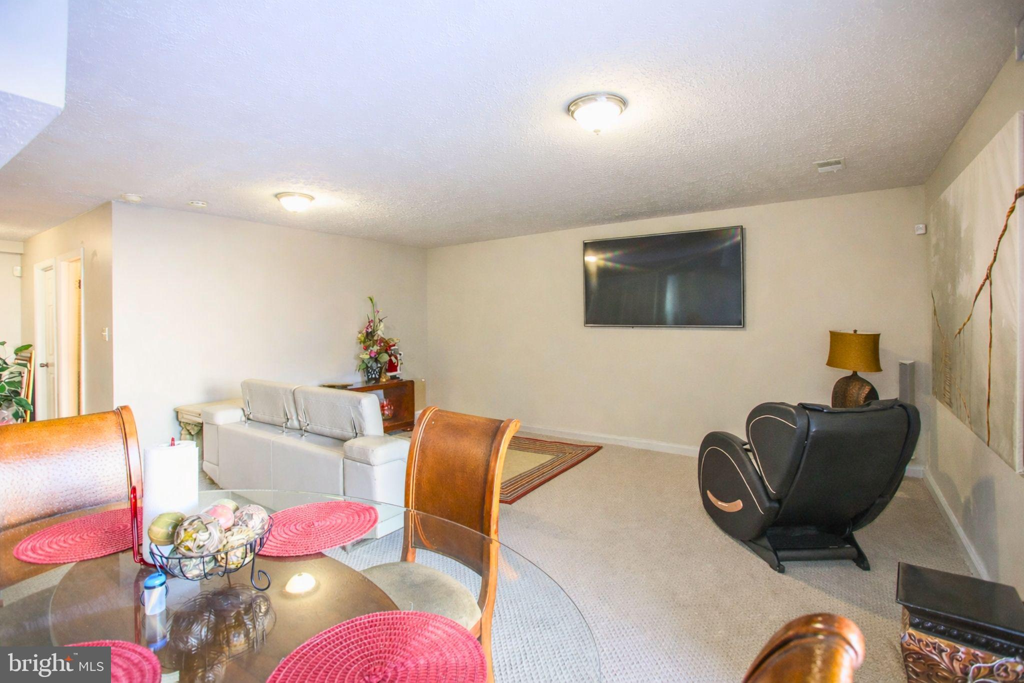 FORESTVILLE PARK - Residential