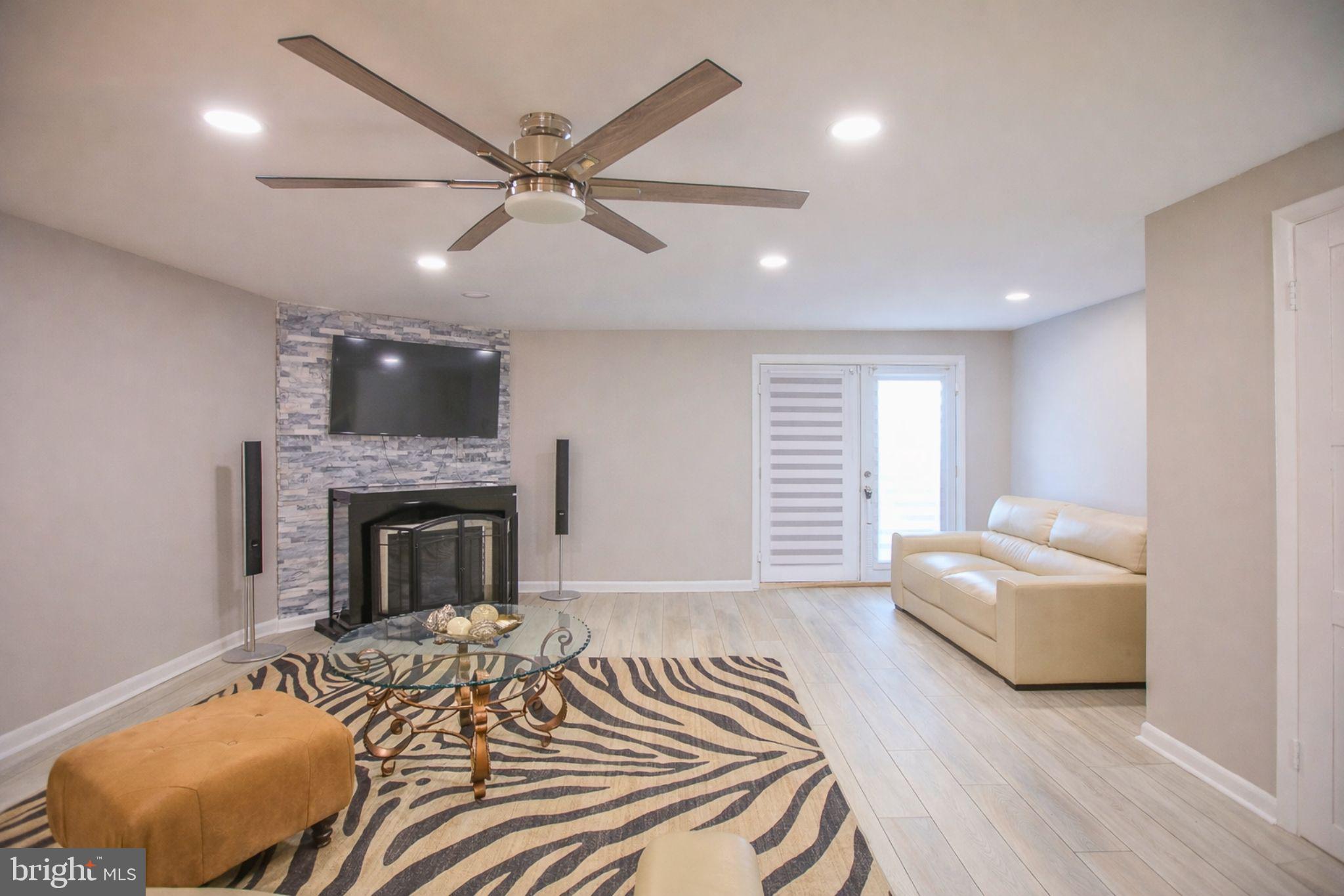 FORESTVILLE PARK - Residential