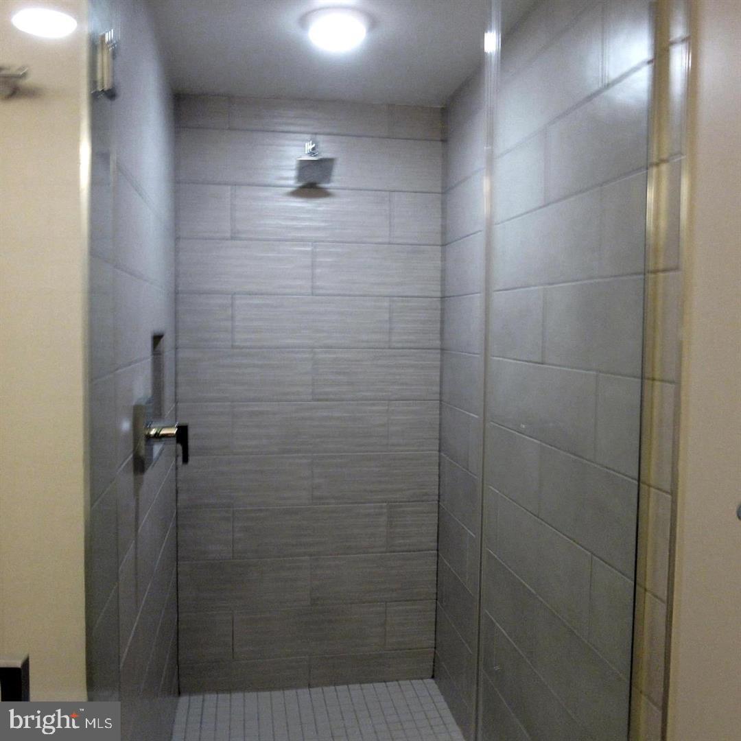 SOUTH KENSINGTON - Residential