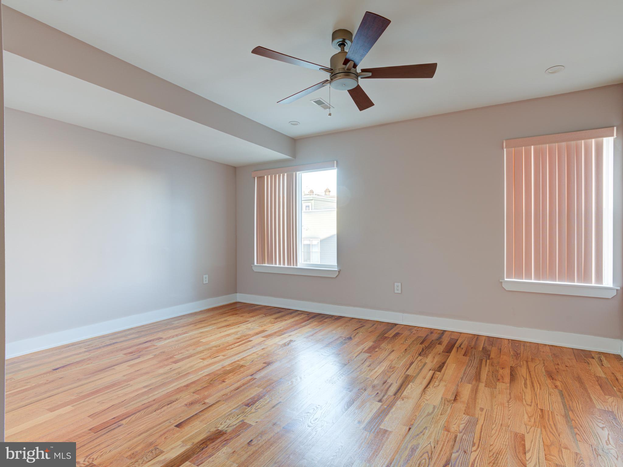 SOUTH KENSINGTON - Residential