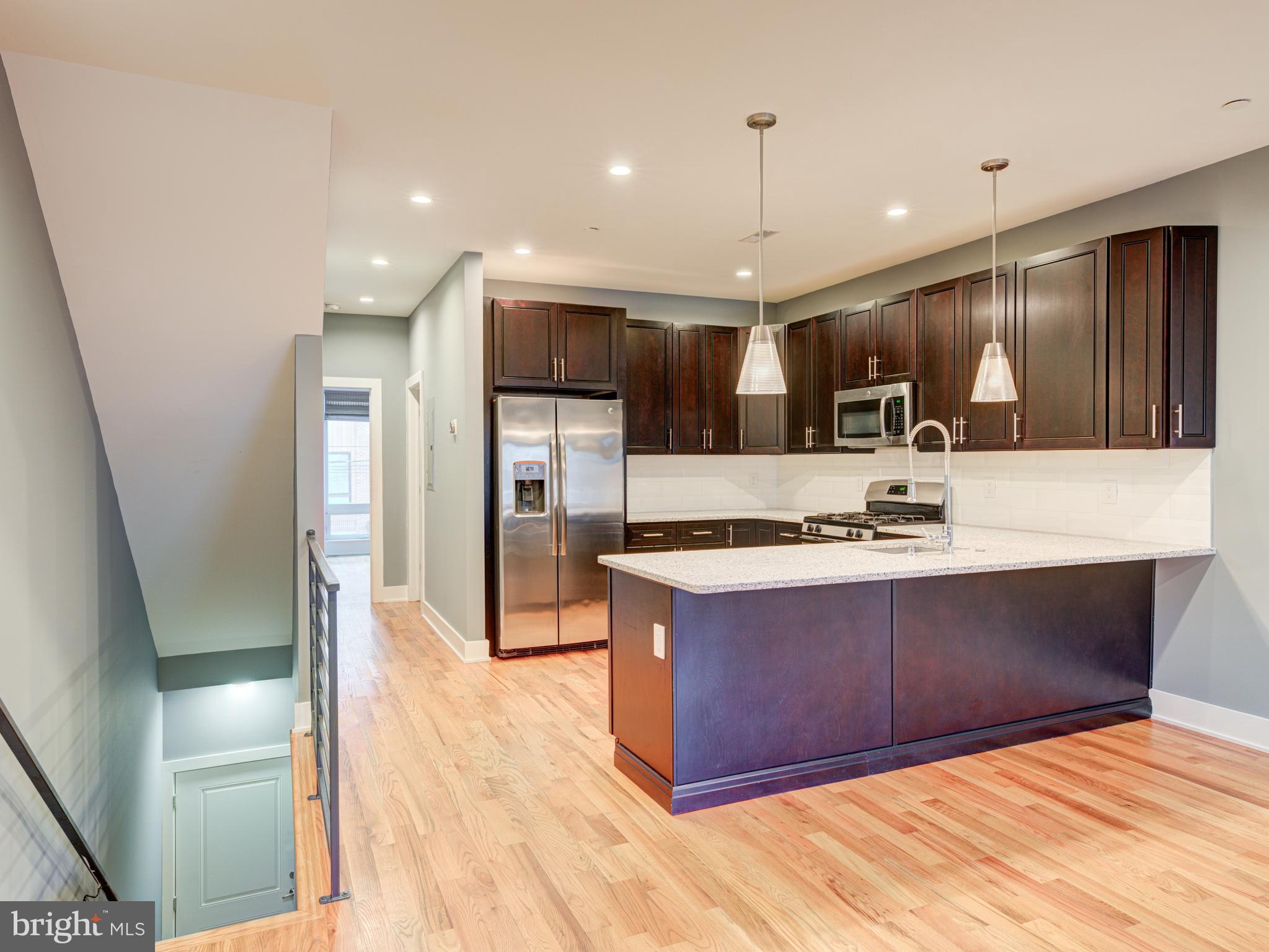 SOUTH KENSINGTON - Residential