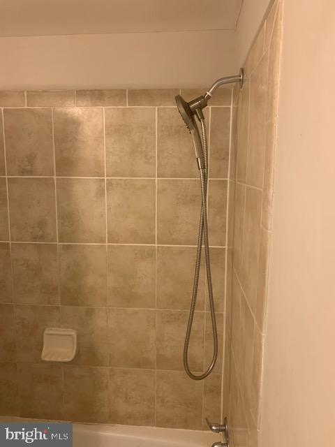 FRENCHMANS CREEK - Residential Lease