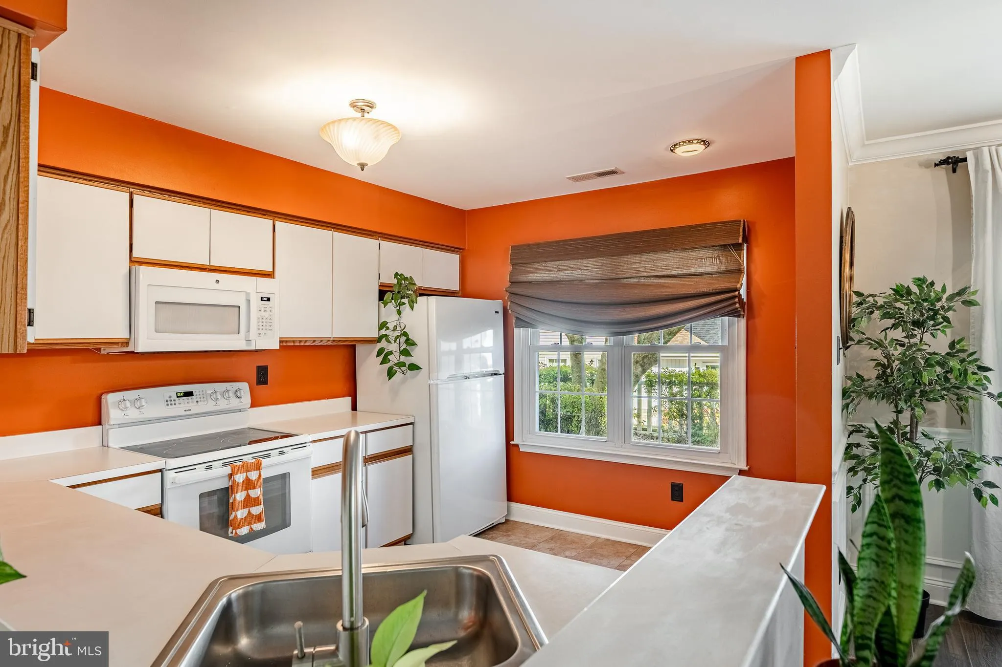 Glen Mills, Pennsylvania 19342, United States, 2 Bedrooms Bedrooms, ,3 BathroomsBathrooms,Residential,Active,239619