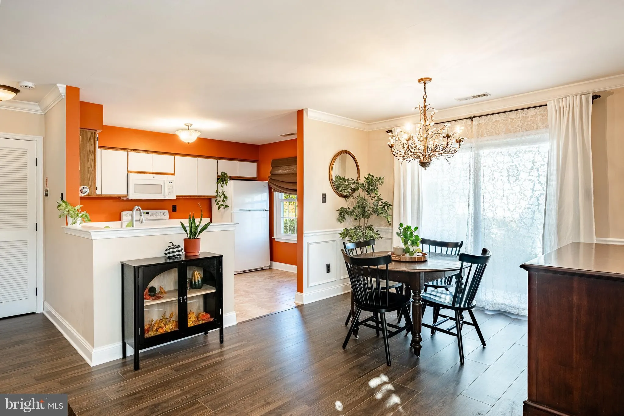 Glen Mills, Pennsylvania 19342, United States, 2 Bedrooms Bedrooms, ,3 BathroomsBathrooms,Residential,Active,239619