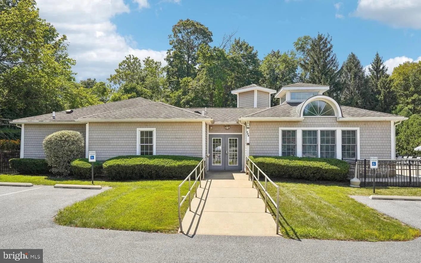 Glen Mills, Pennsylvania 19342, United States, 2 Bedrooms Bedrooms, ,3 BathroomsBathrooms,Residential,Active,239619