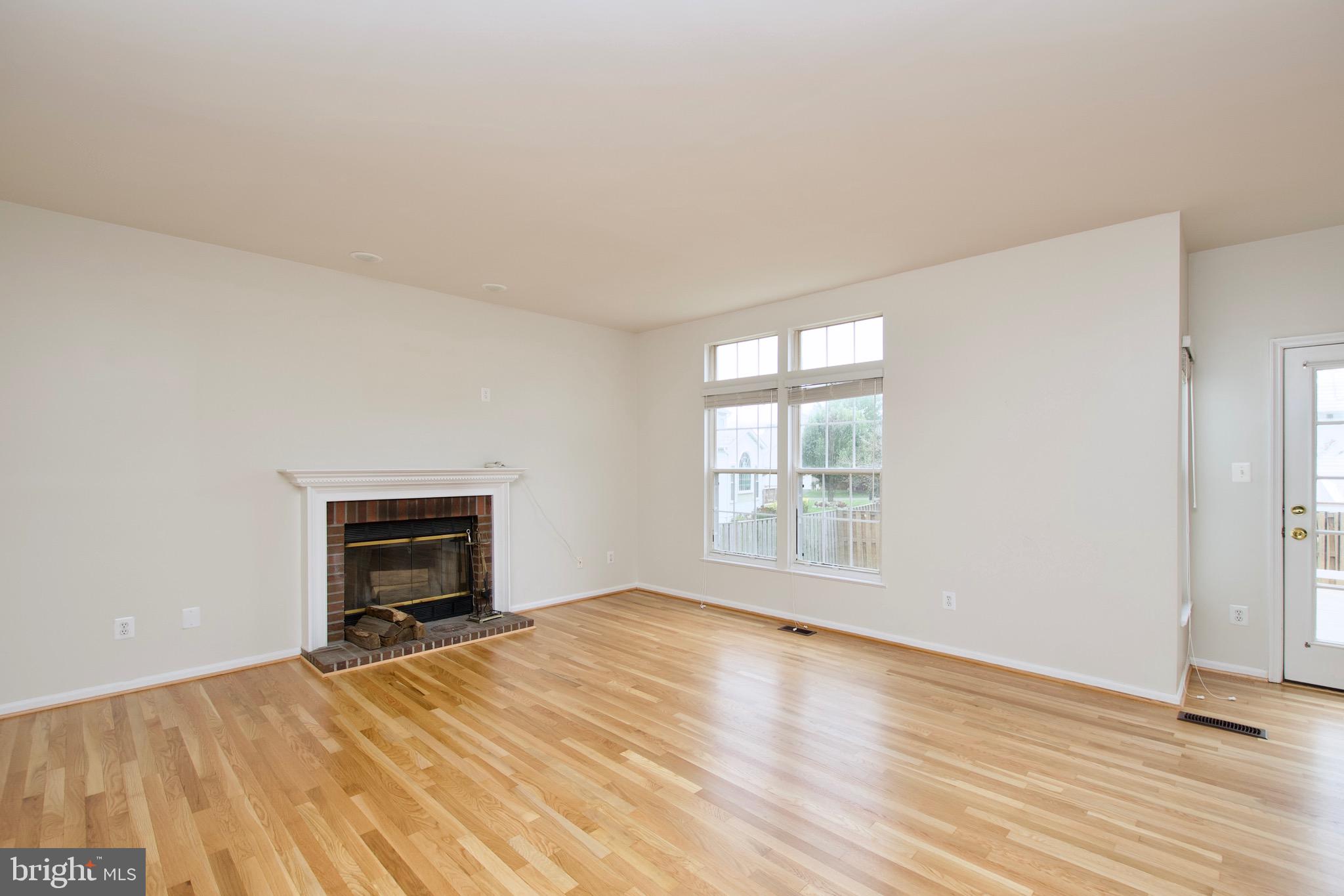 ISLAND CREEK - Residential