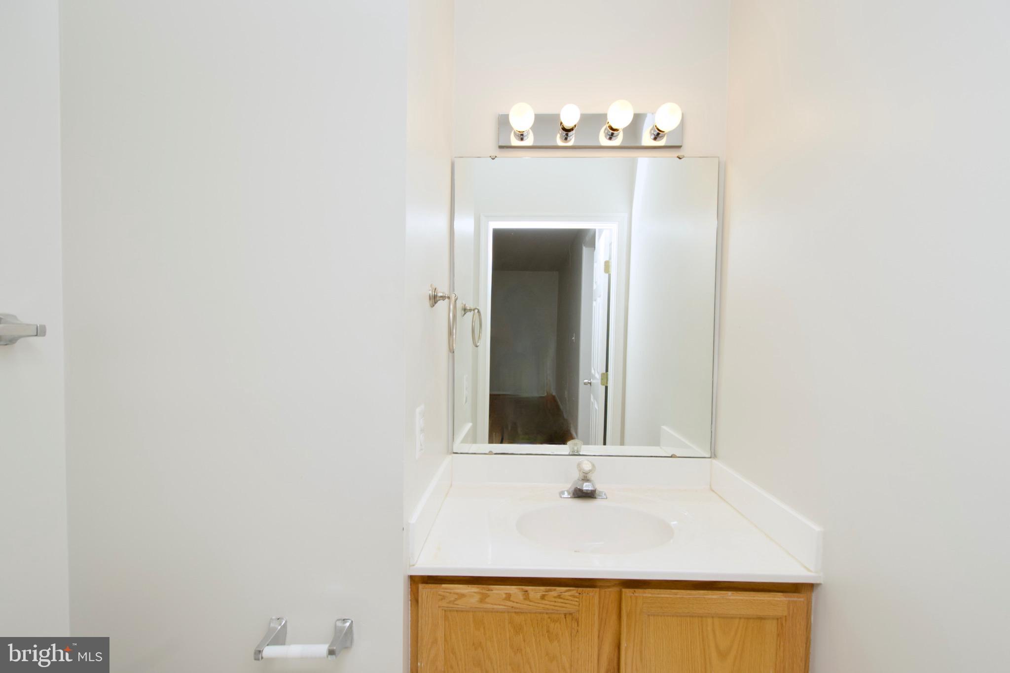 ISLAND CREEK - Residential