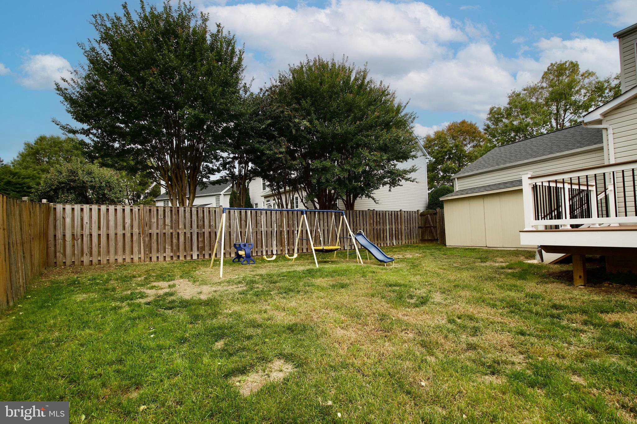 ISLAND CREEK - Residential