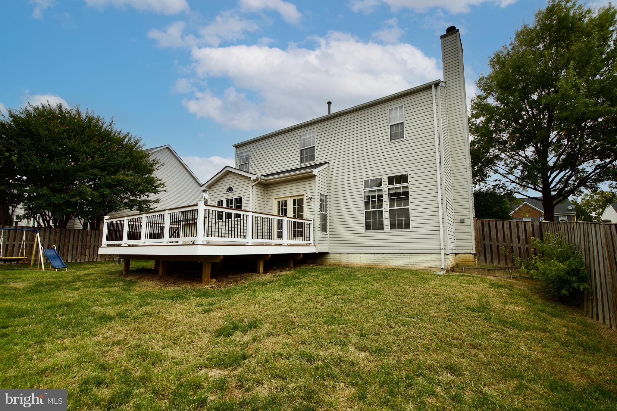 ISLAND CREEK - Residential