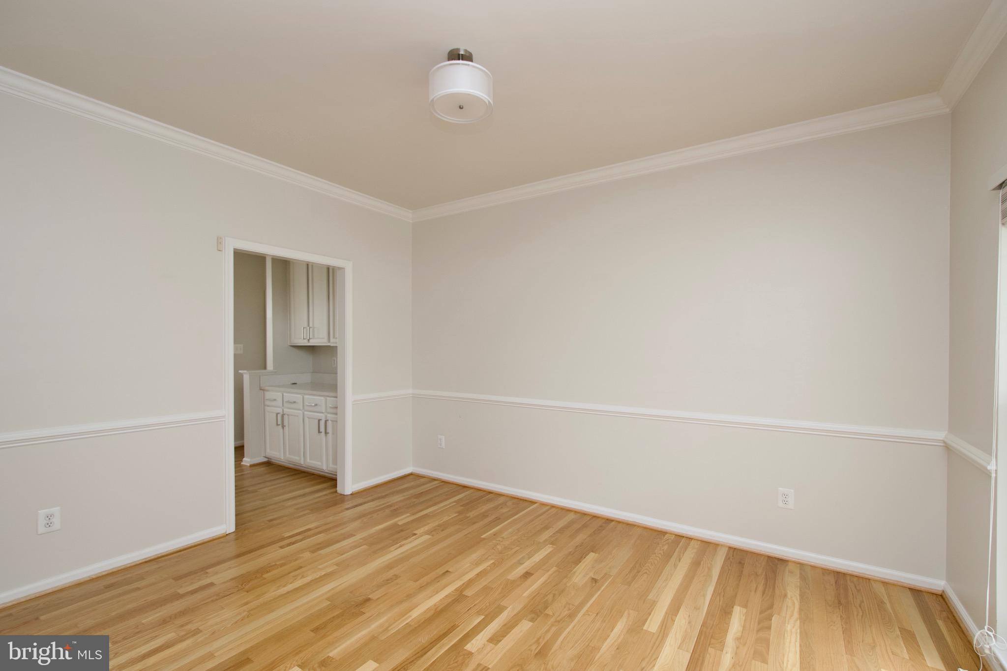 ISLAND CREEK - Residential