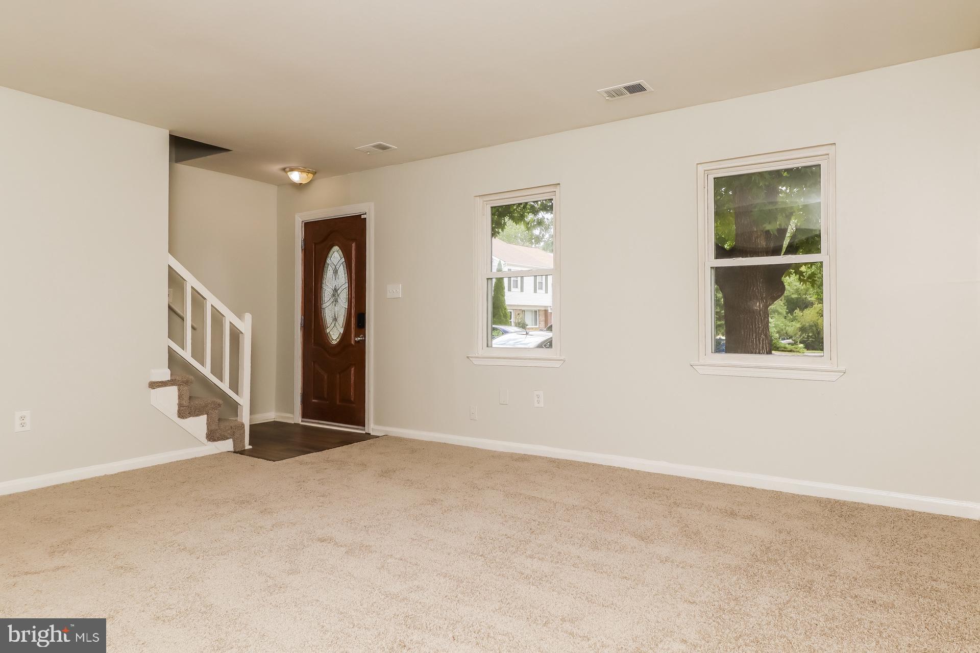 1227 THOMAS JEFFERSON PLACE