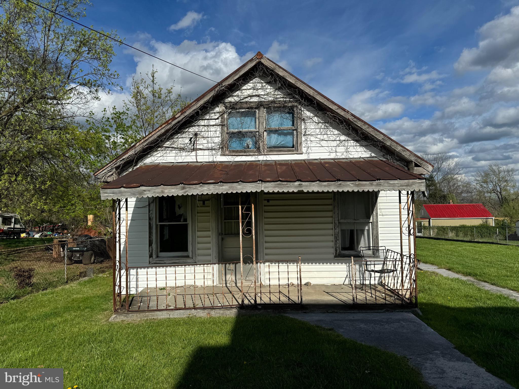 AIRLEY HEIGHTS - Residential