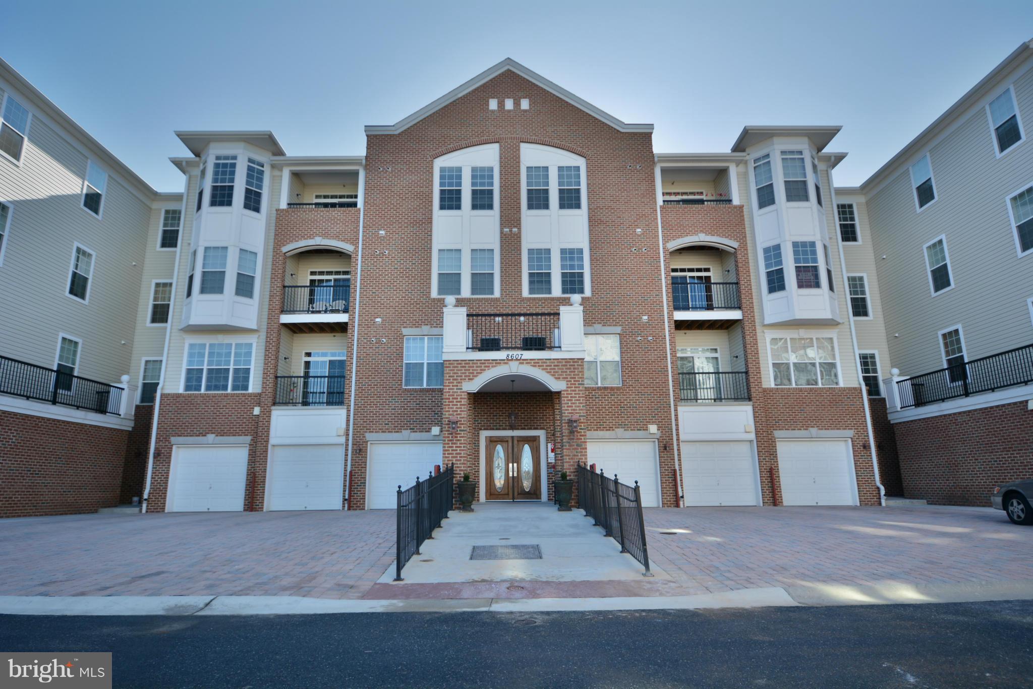 PINEY ORCHARD - Residential