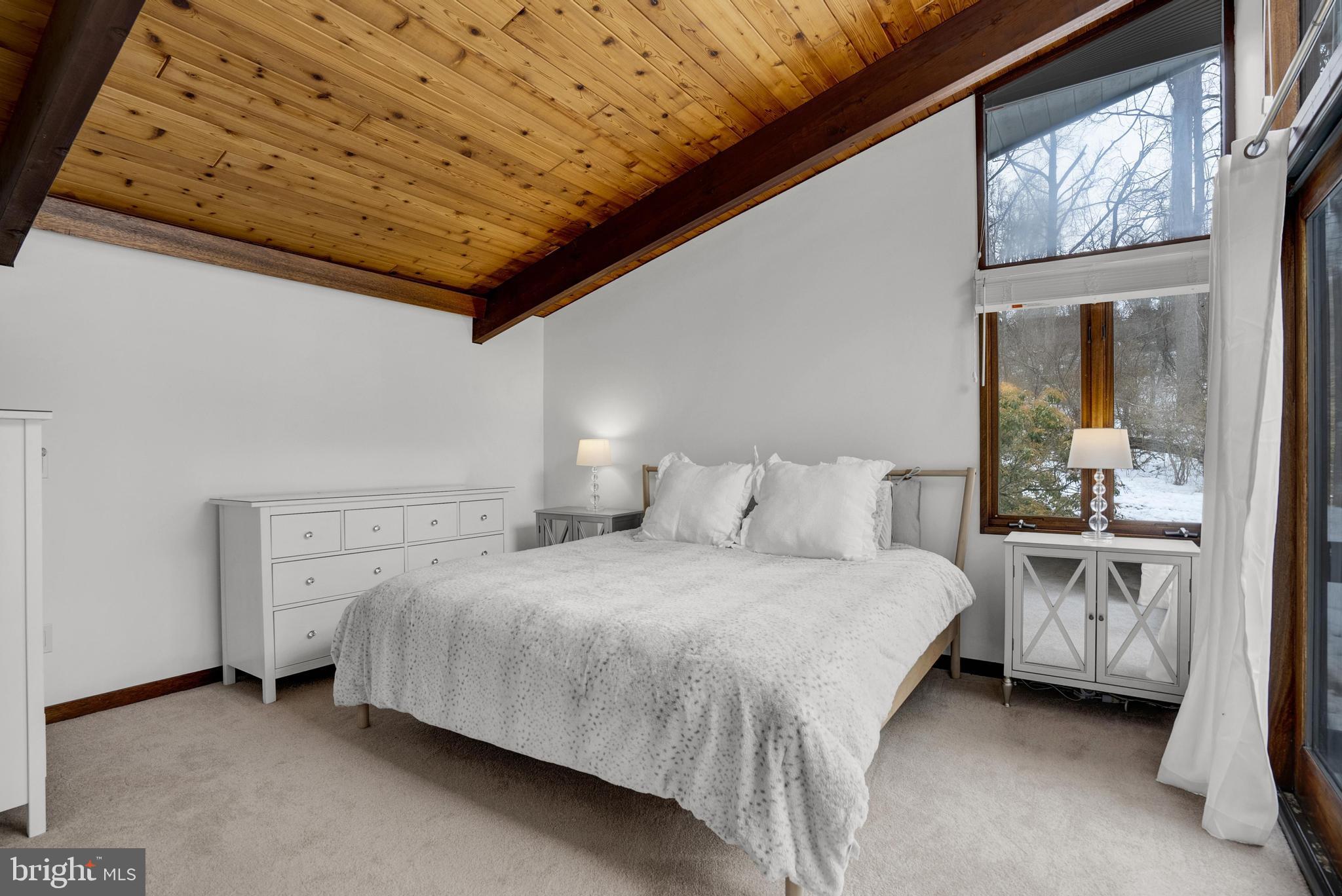 HANOVER HUNT - Residential