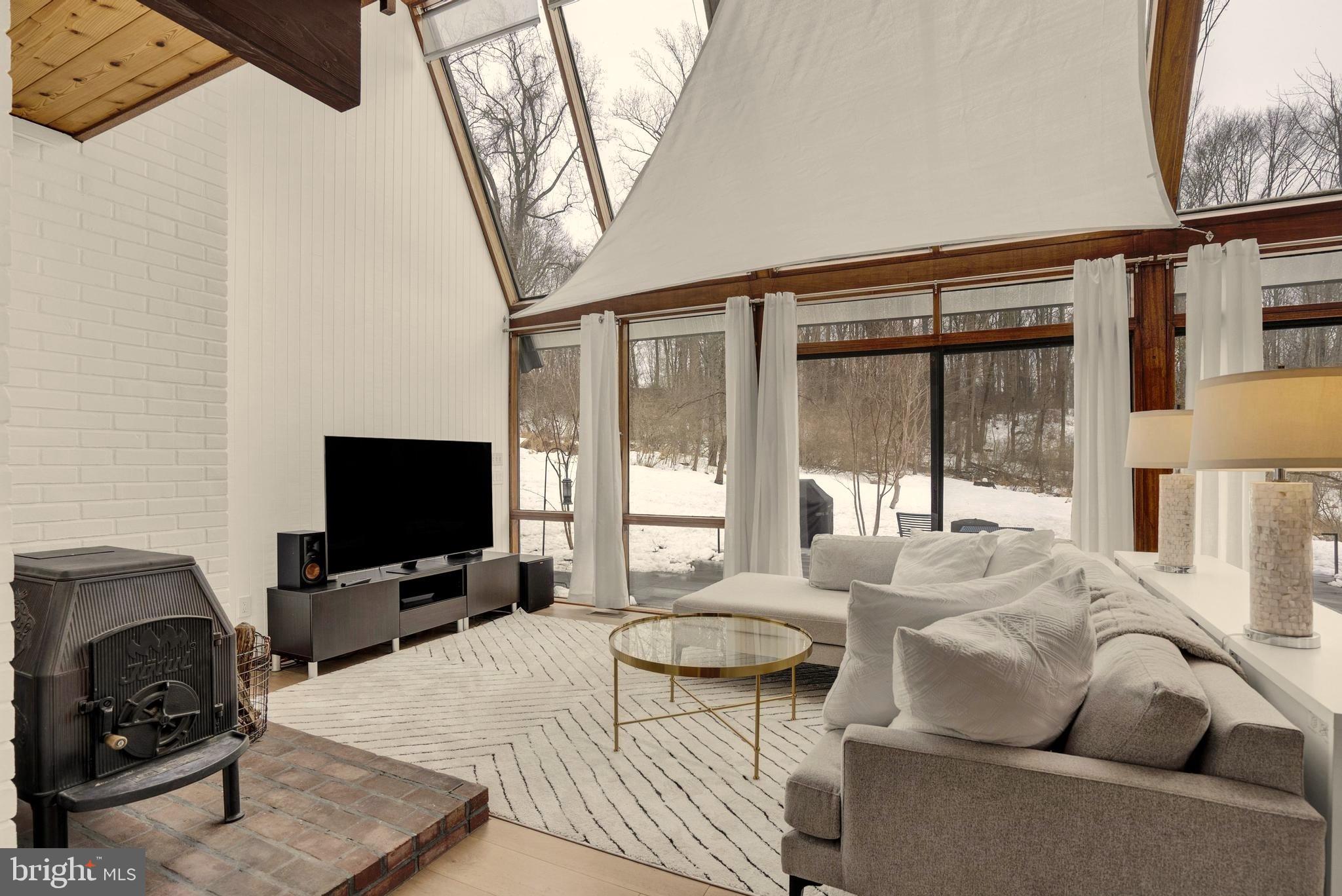 HANOVER HUNT - Residential