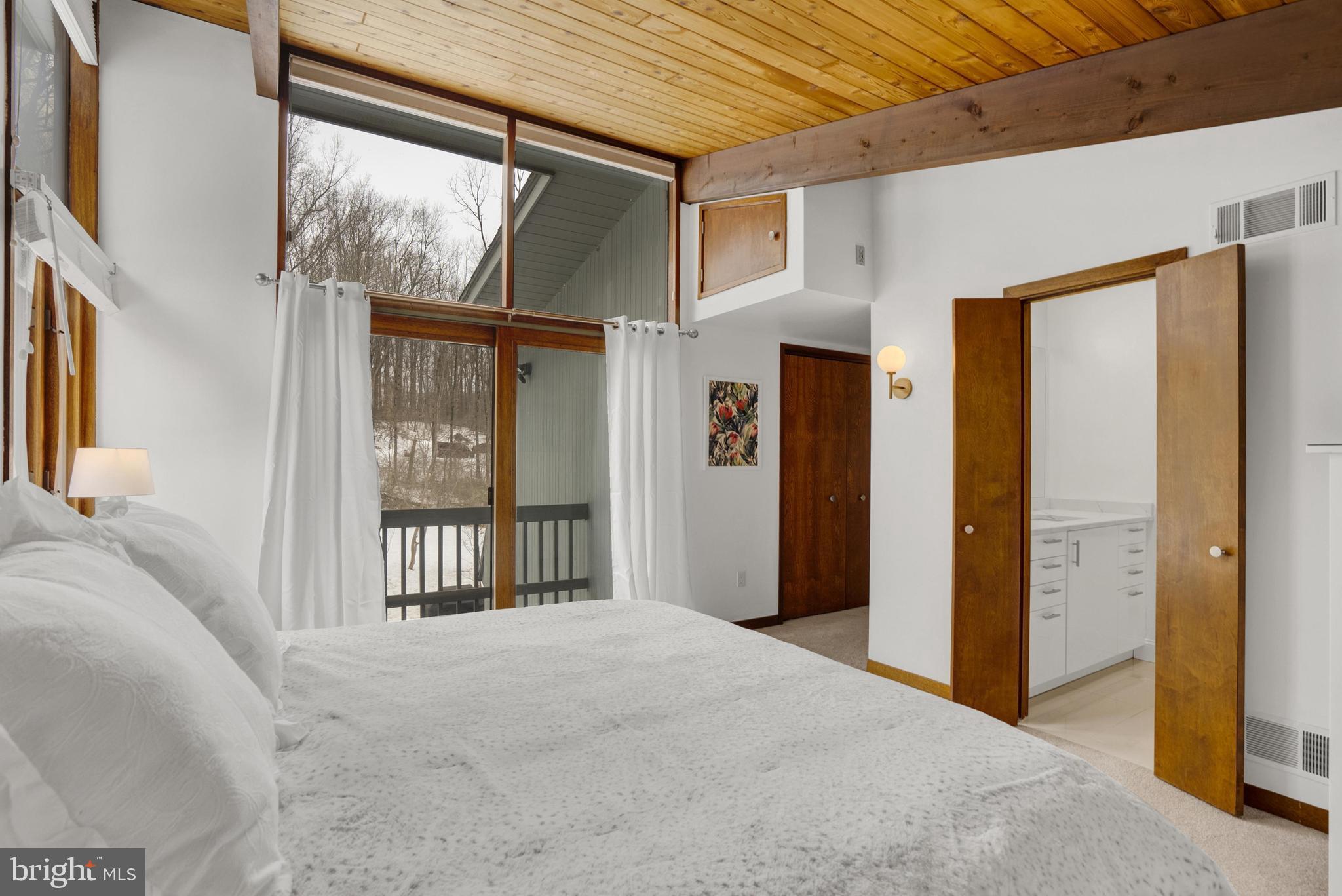 HANOVER HUNT - Residential