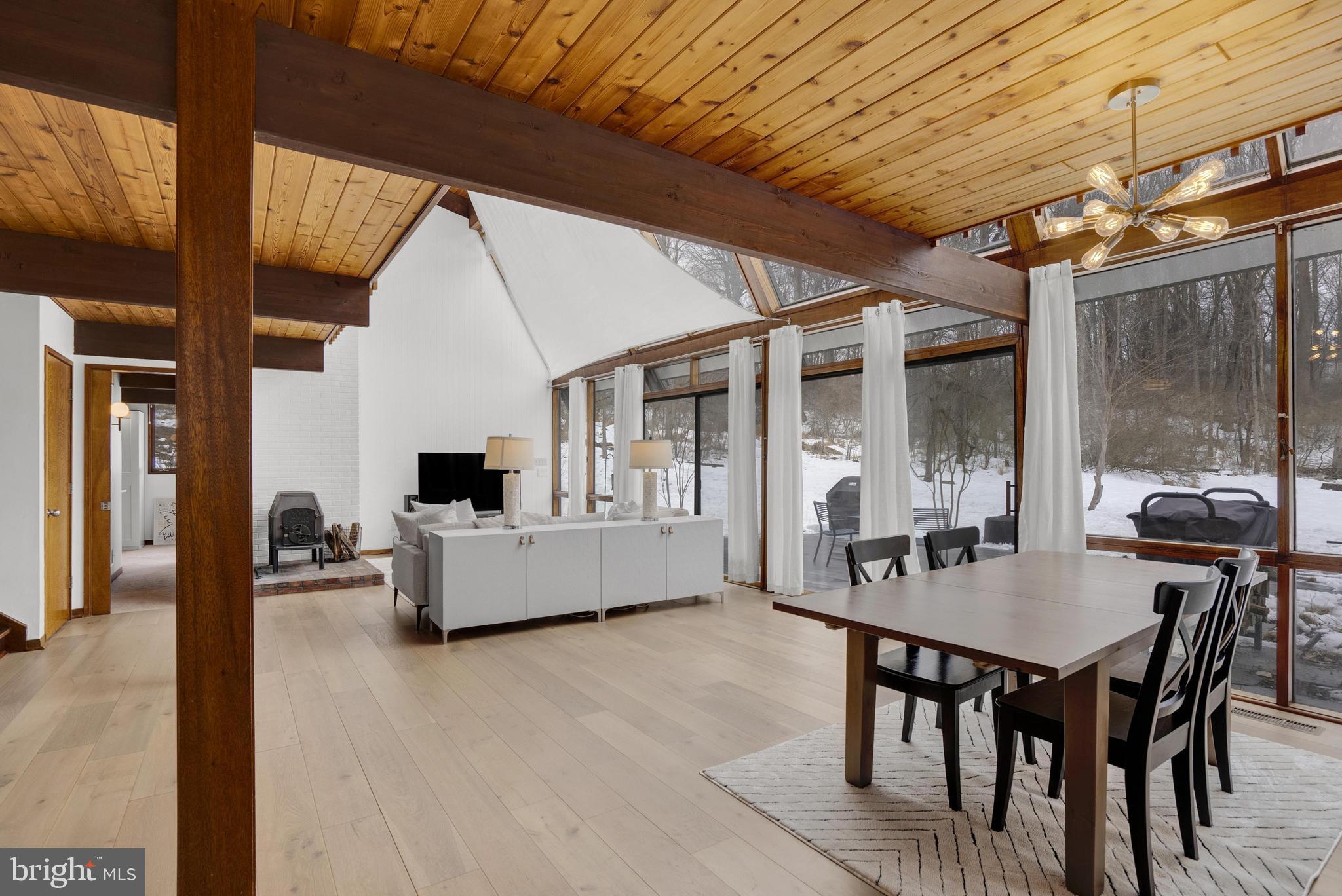 HANOVER HUNT - Residential