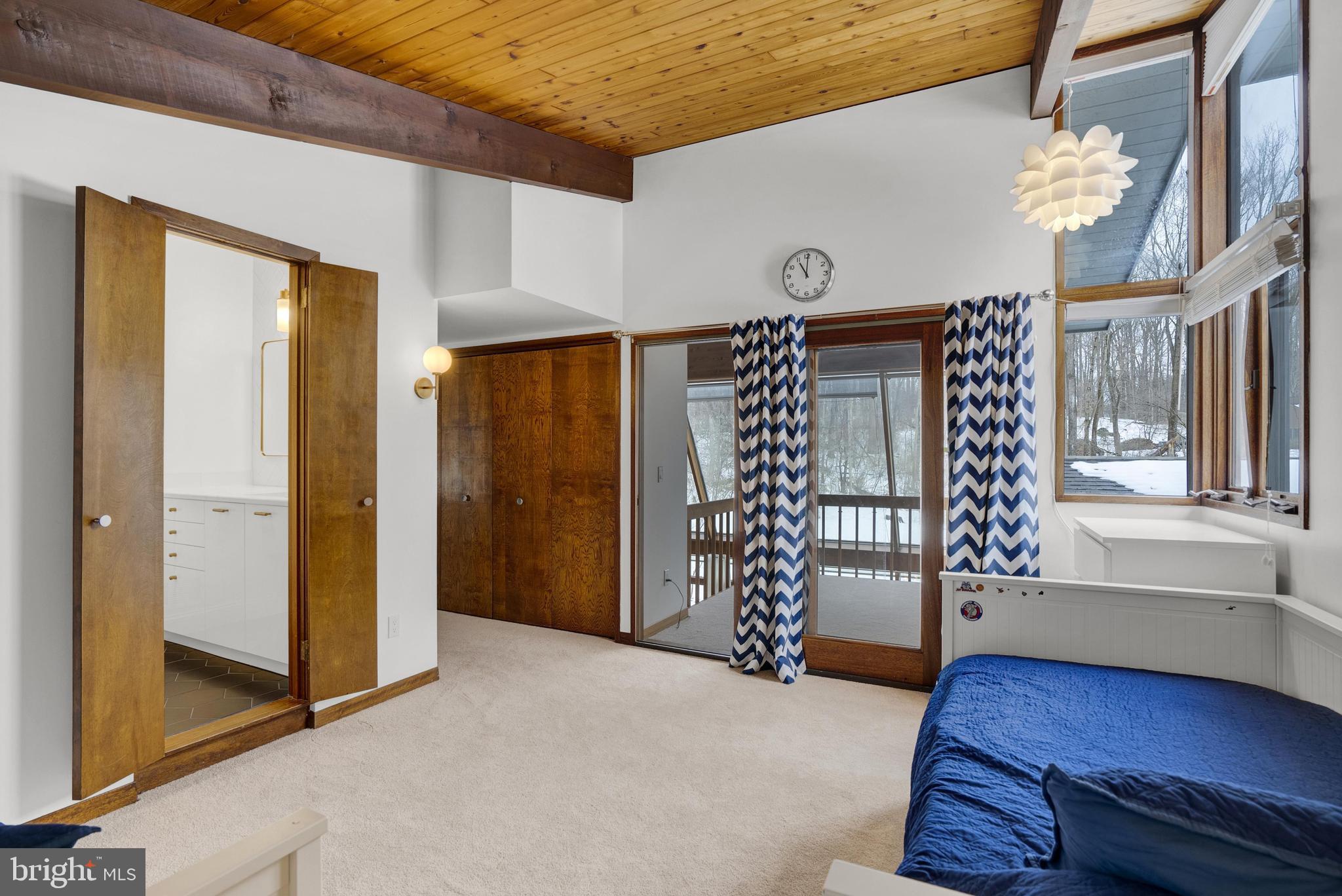 HANOVER HUNT - Residential