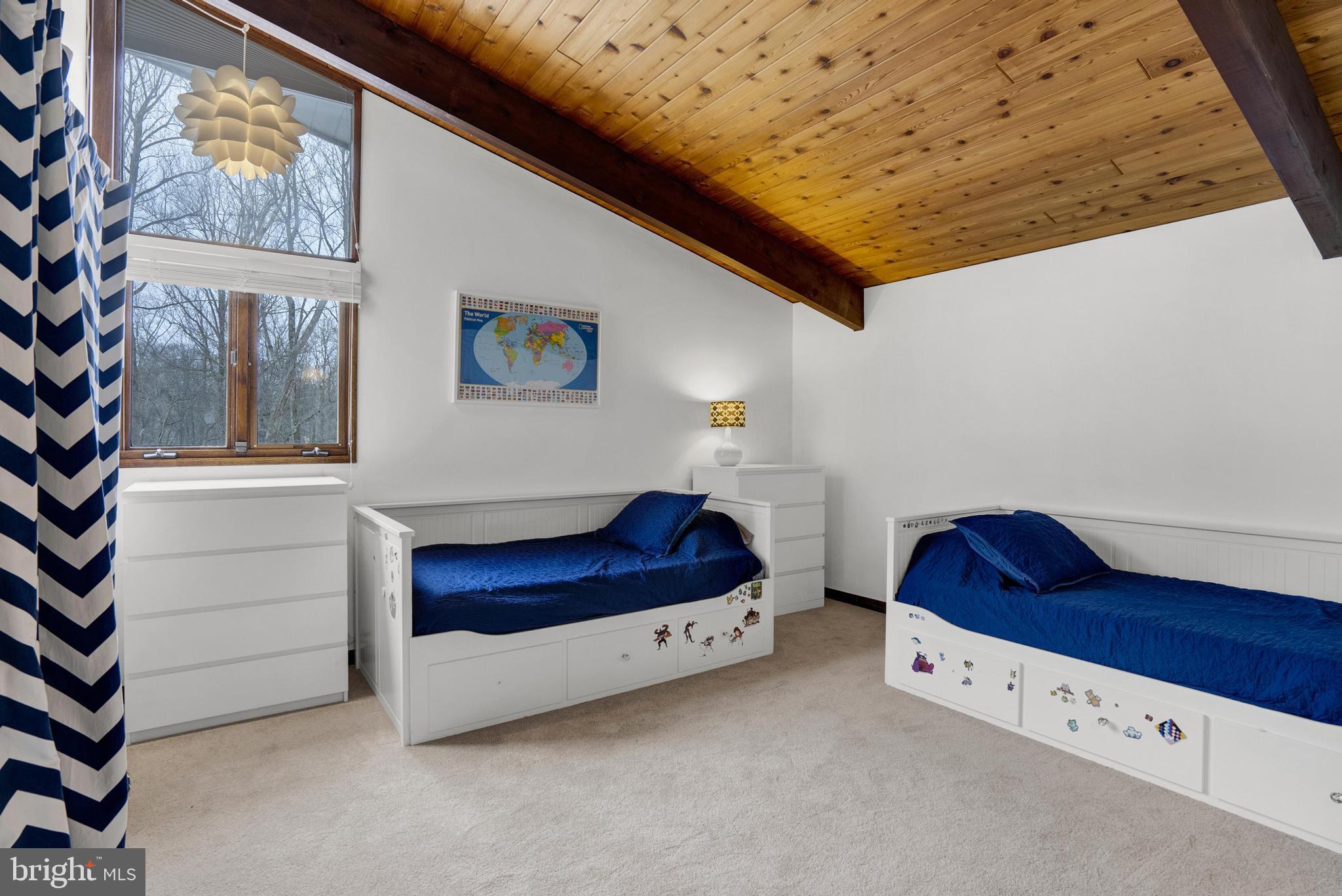 HANOVER HUNT - Residential