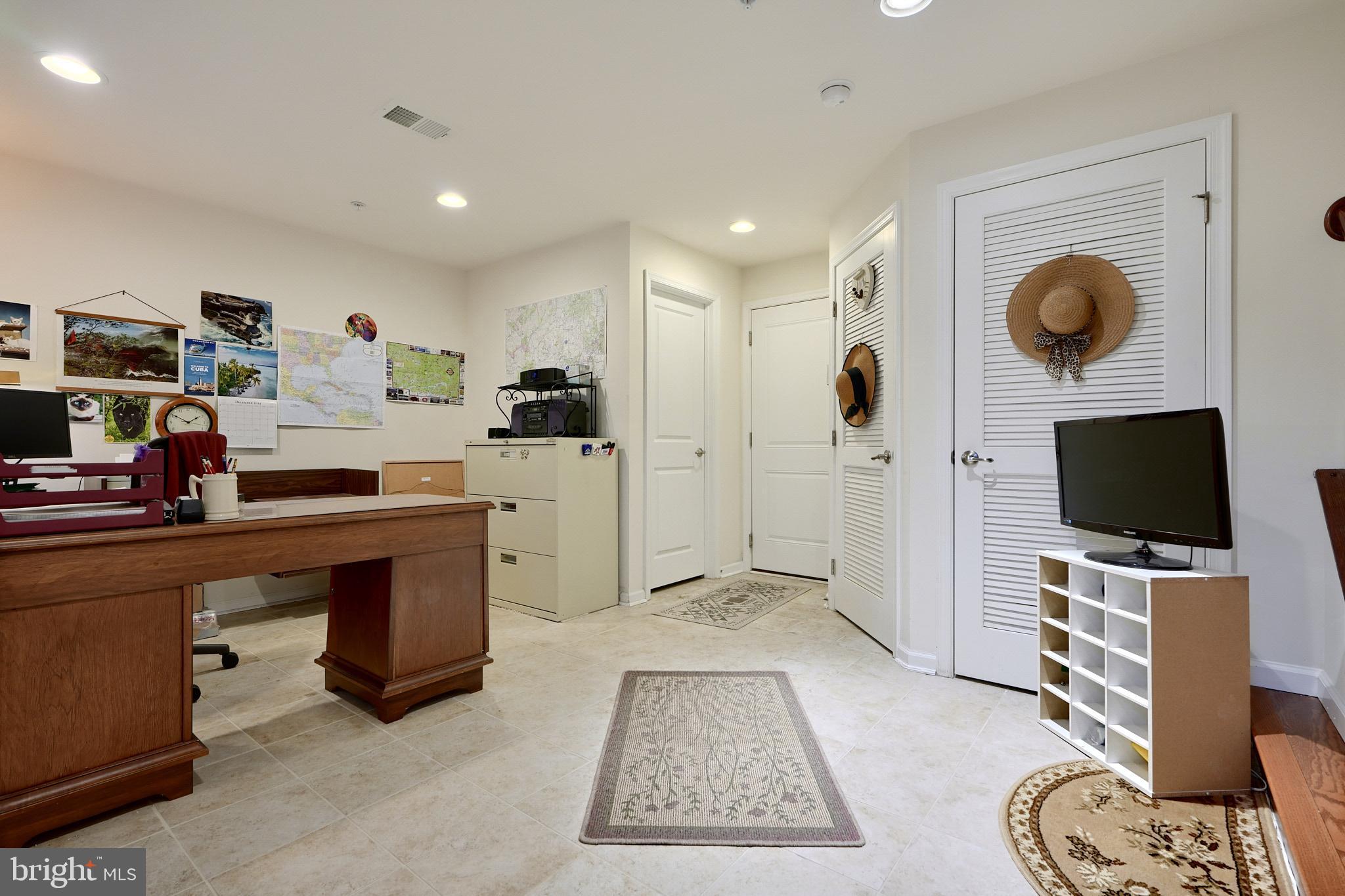 O'DONNELL SQUARE - Residential