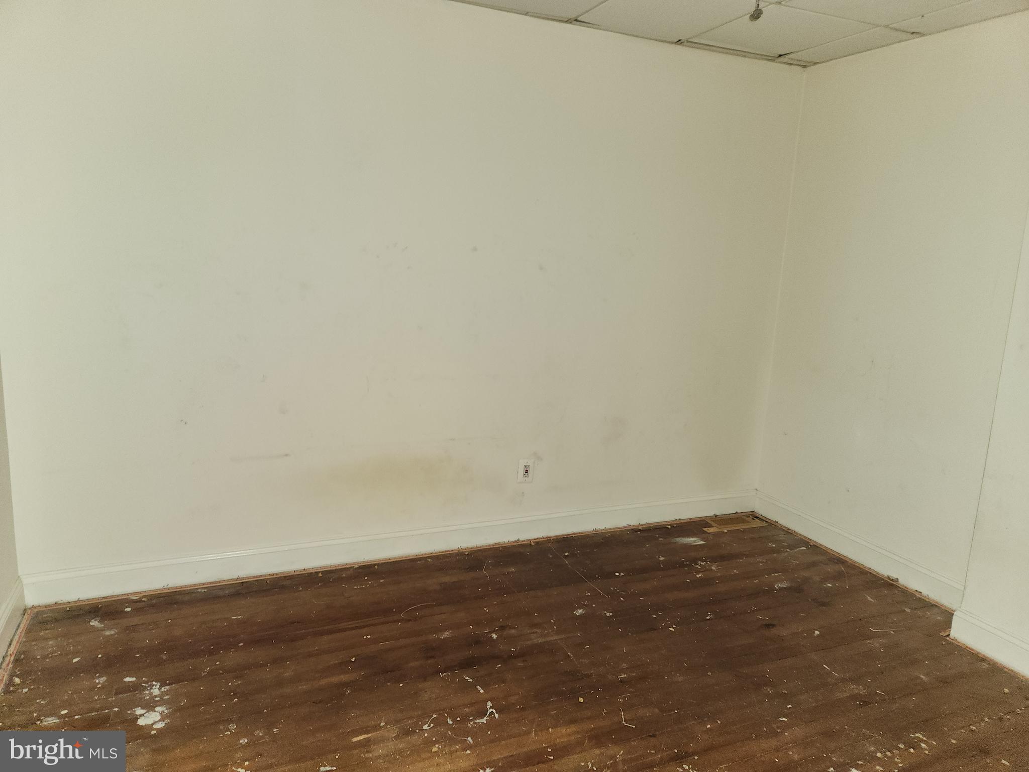 WESTPORT - Residential