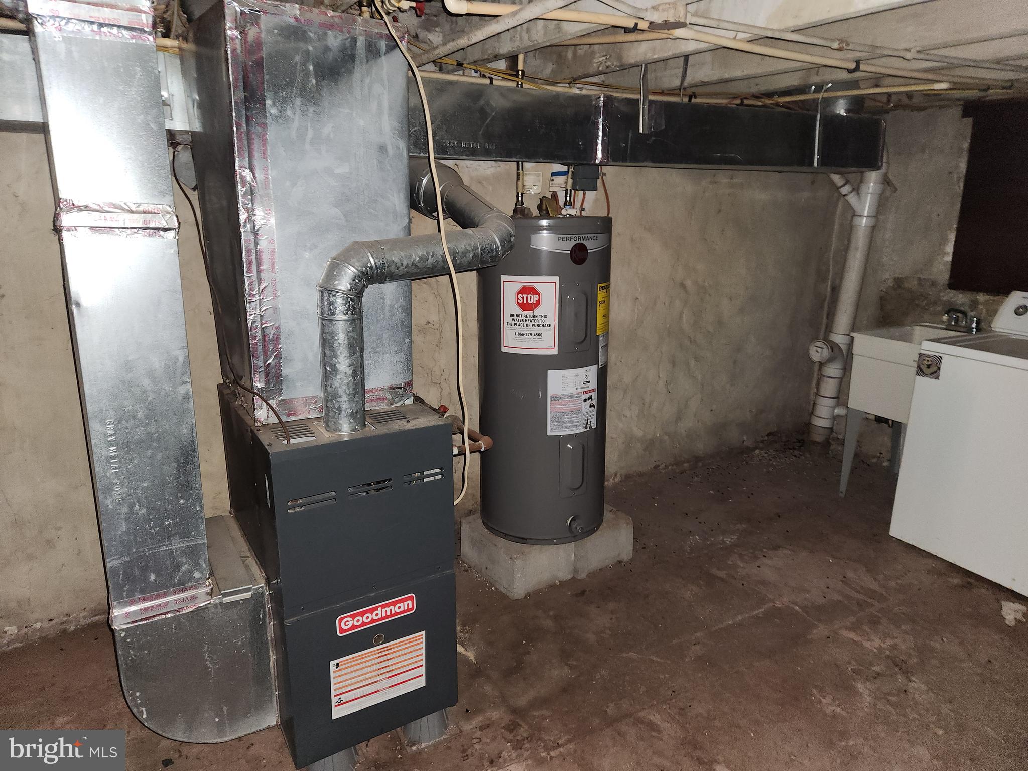 WESTPORT - Residential