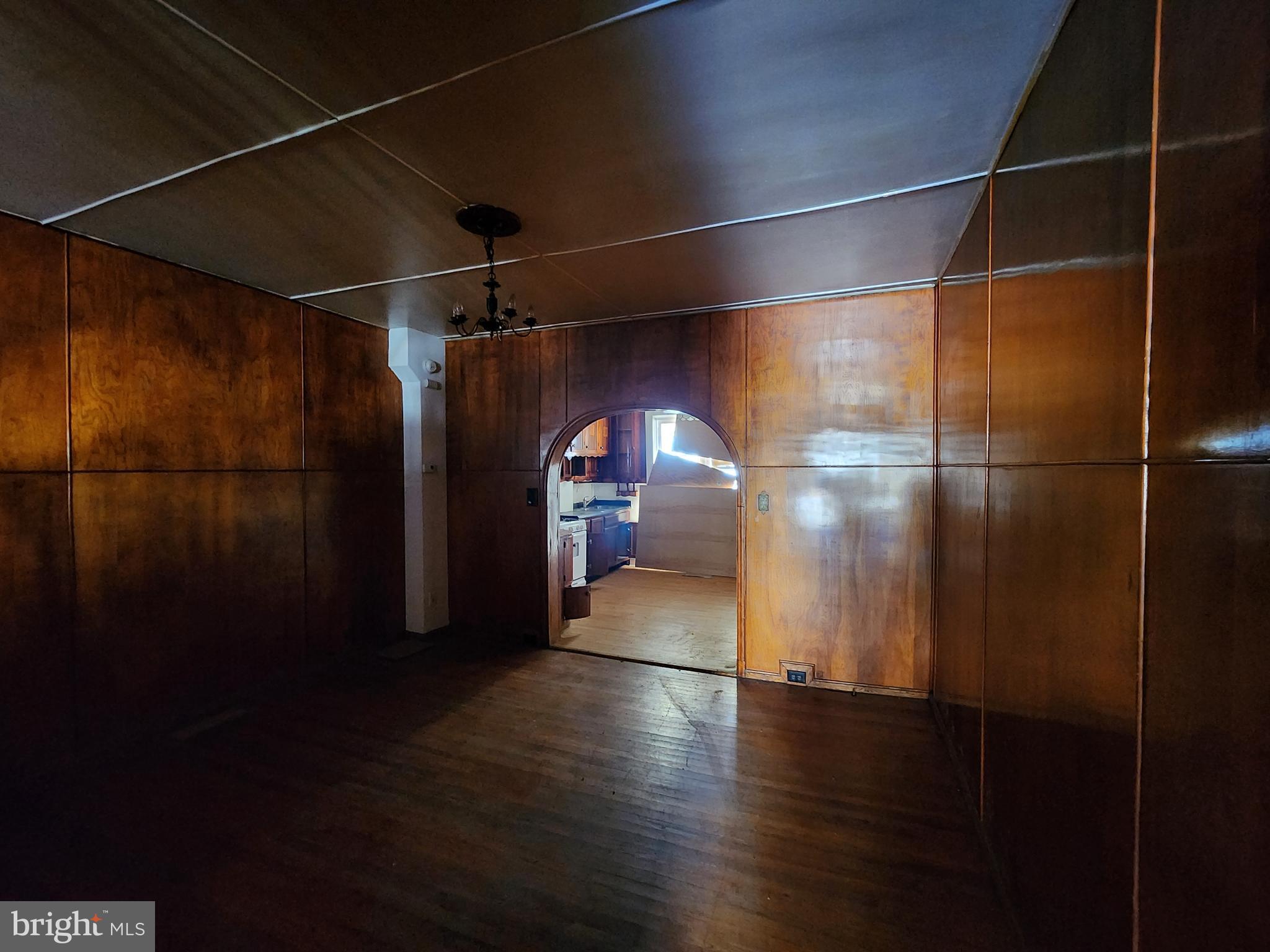 WESTPORT - Residential