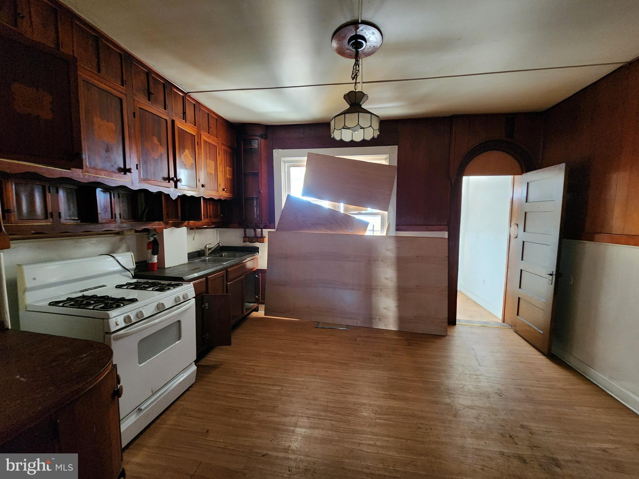 WESTPORT - Residential