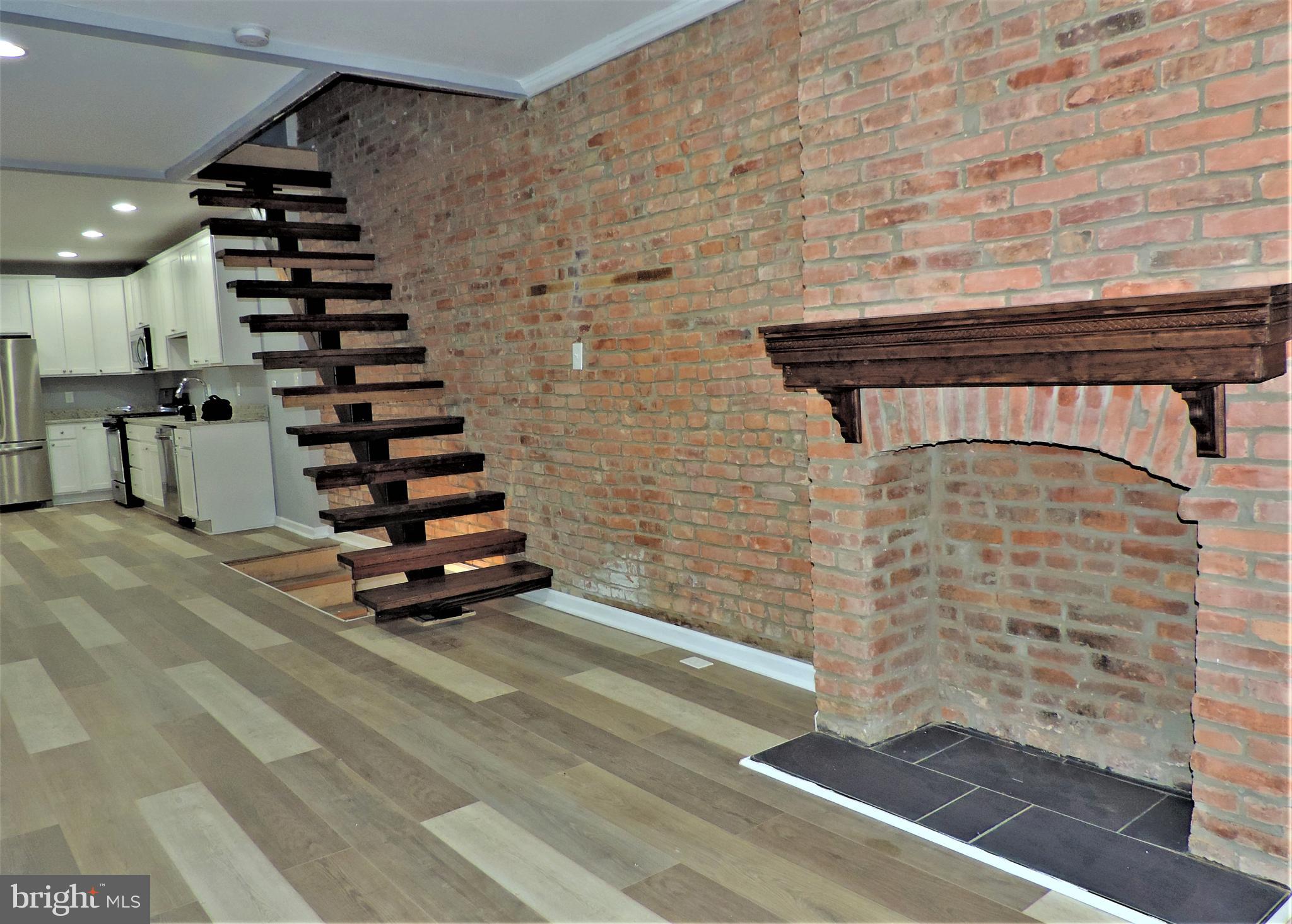 WASHINGTON VILLAGE - Residential