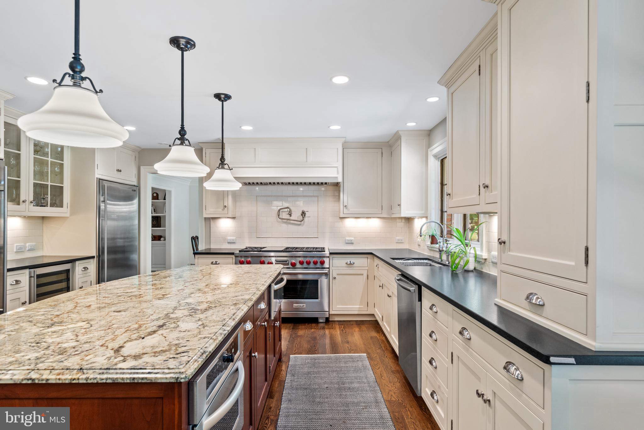 SOUTH RIVER SPRING LAKE - Residential